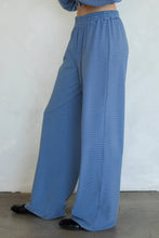 Load image into Gallery viewer, Levi Pants: Pink / L