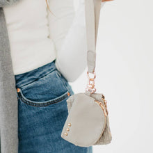 Load image into Gallery viewer, Wonderlust Woven Dual Pouch Wristlet: Emerald