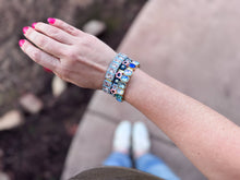 Load image into Gallery viewer, Enamel Stretch Bracelet - Flowers - Daisy - Assorted Styles: Pink + Blue