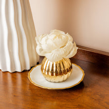 Load image into Gallery viewer, Sweet Grace Plaid Flower Diffuser
