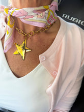 Load image into Gallery viewer, STAR NECKLACE: GOLD
