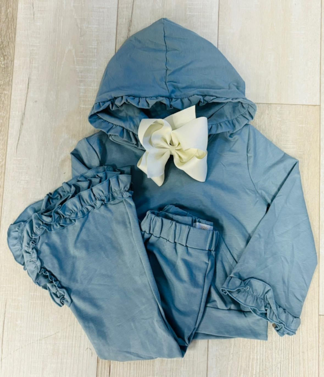 Blue ruffle set