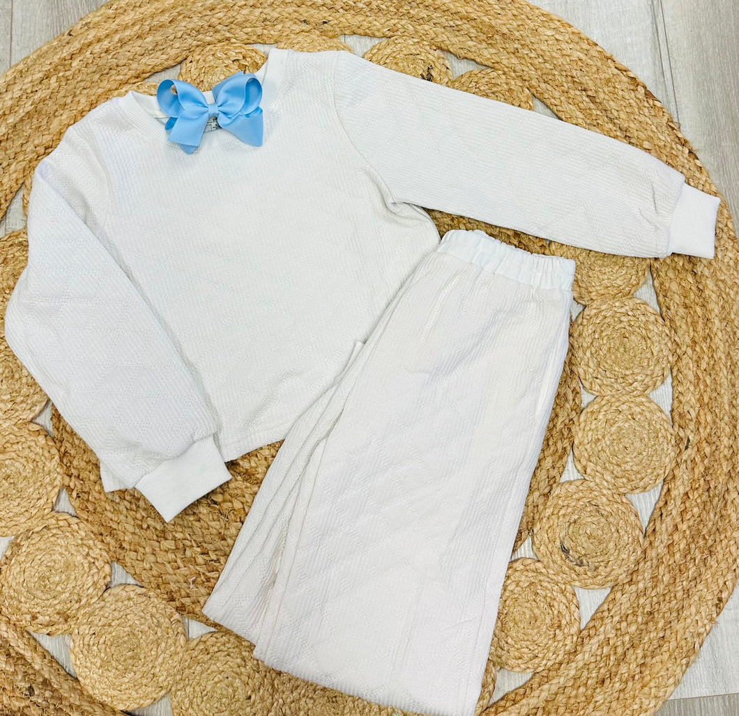 Quilted cream set