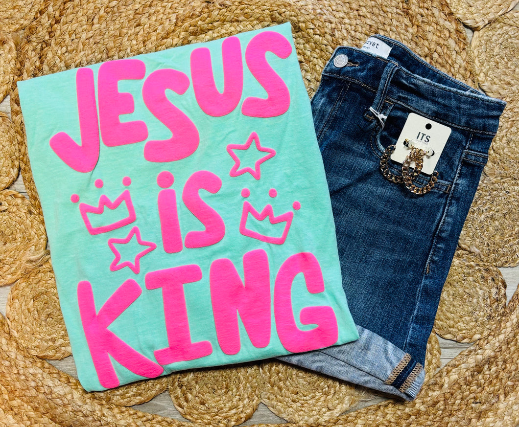 Jesus is King Puff Tee