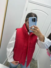 Load image into Gallery viewer, Puffer Vests
