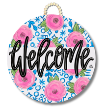 Load image into Gallery viewer, Chinoiserie Round Door Hanger: Welcome
