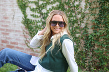 Load image into Gallery viewer, Skye - Unisex Oversized Aviator: Black
