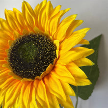 Load image into Gallery viewer, Sunflower Stem 26" - Yellow
