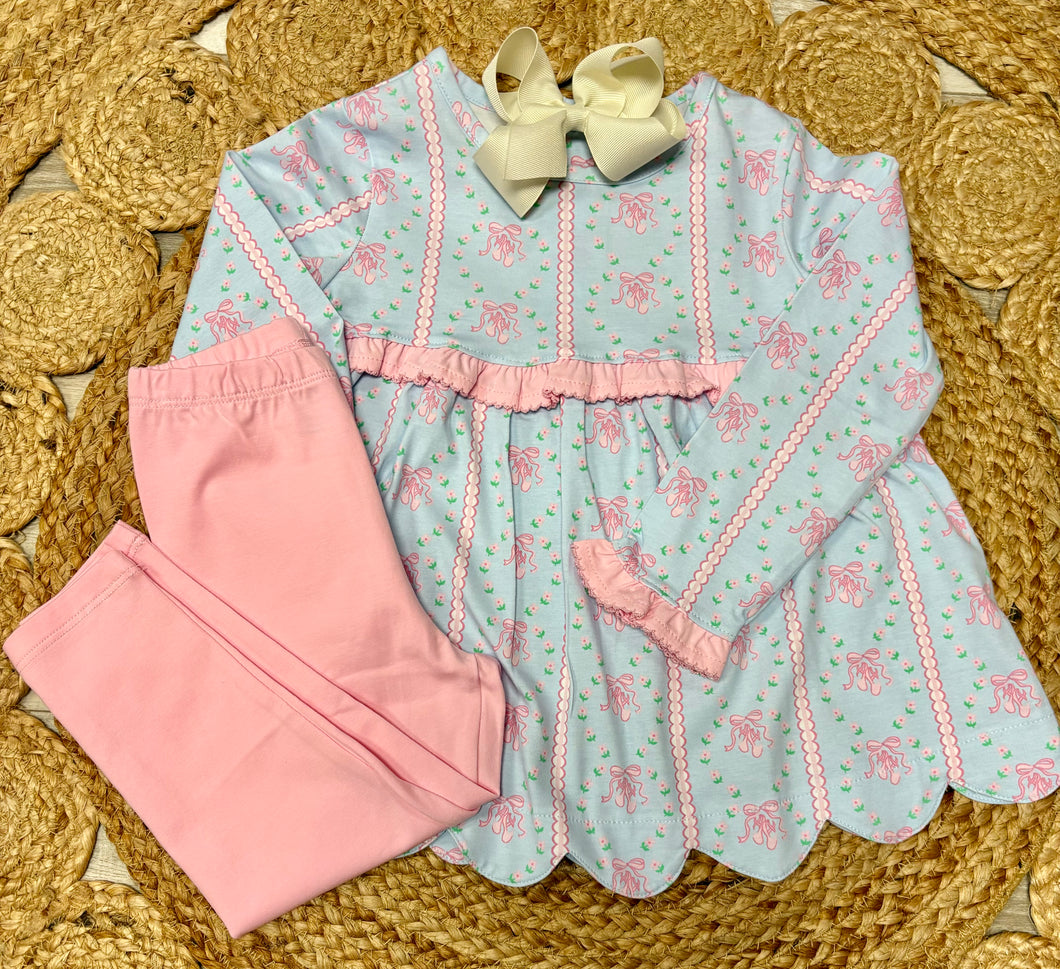 Blue and pink bow set