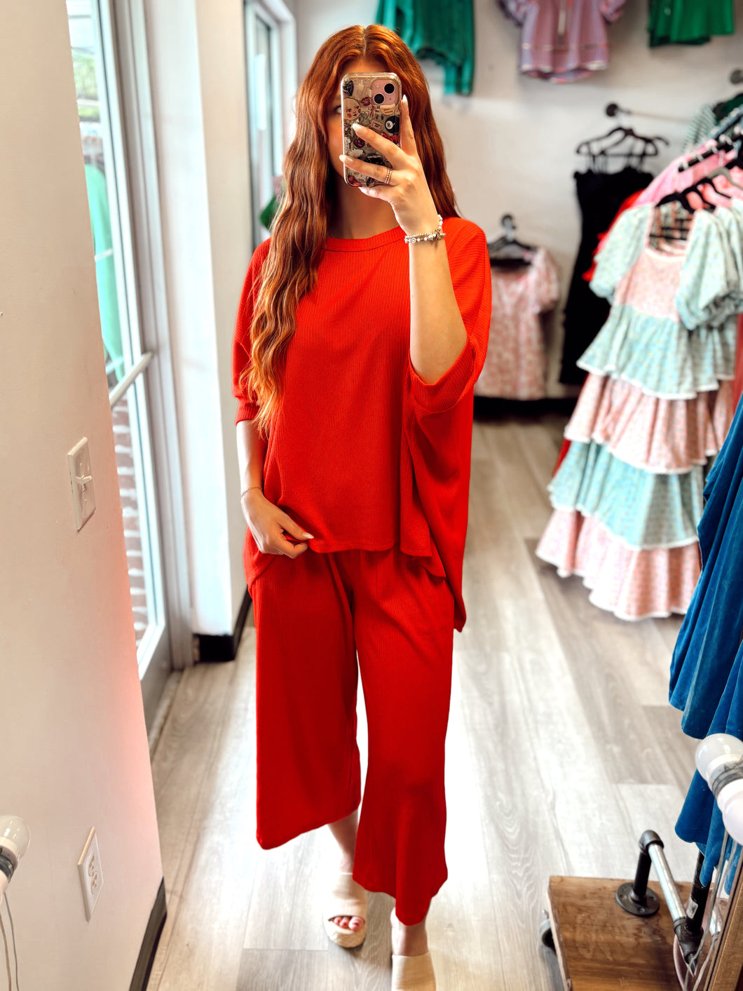 Red lounge set