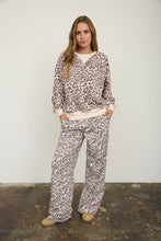 Load image into Gallery viewer, LEOPARD DRAWSTRING WIDE LEG LOUNGE PANTS: CREAM MULTI
