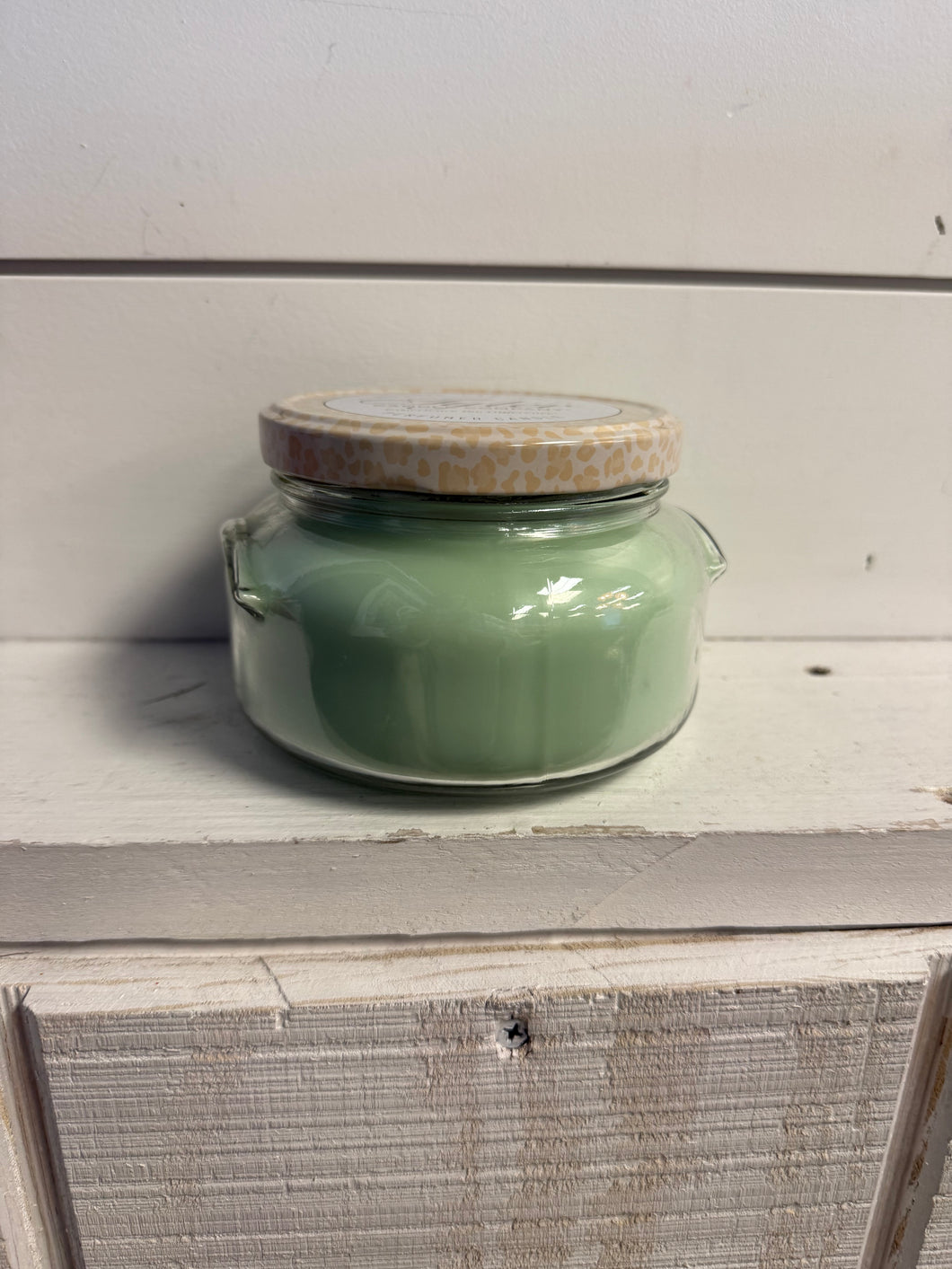 Tyler candle “pearberry”