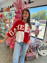 Load image into Gallery viewer, Huddle Up Red top
