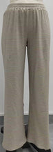 Load image into Gallery viewer, Levi Pants: Pink / L
