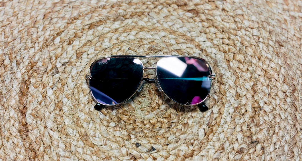 Wylie in Champagne Sun Glasses