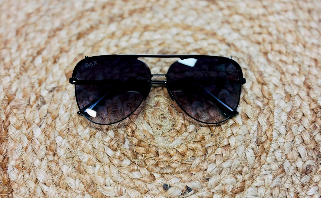Shay Black Ombre Polarized Sun Glasses