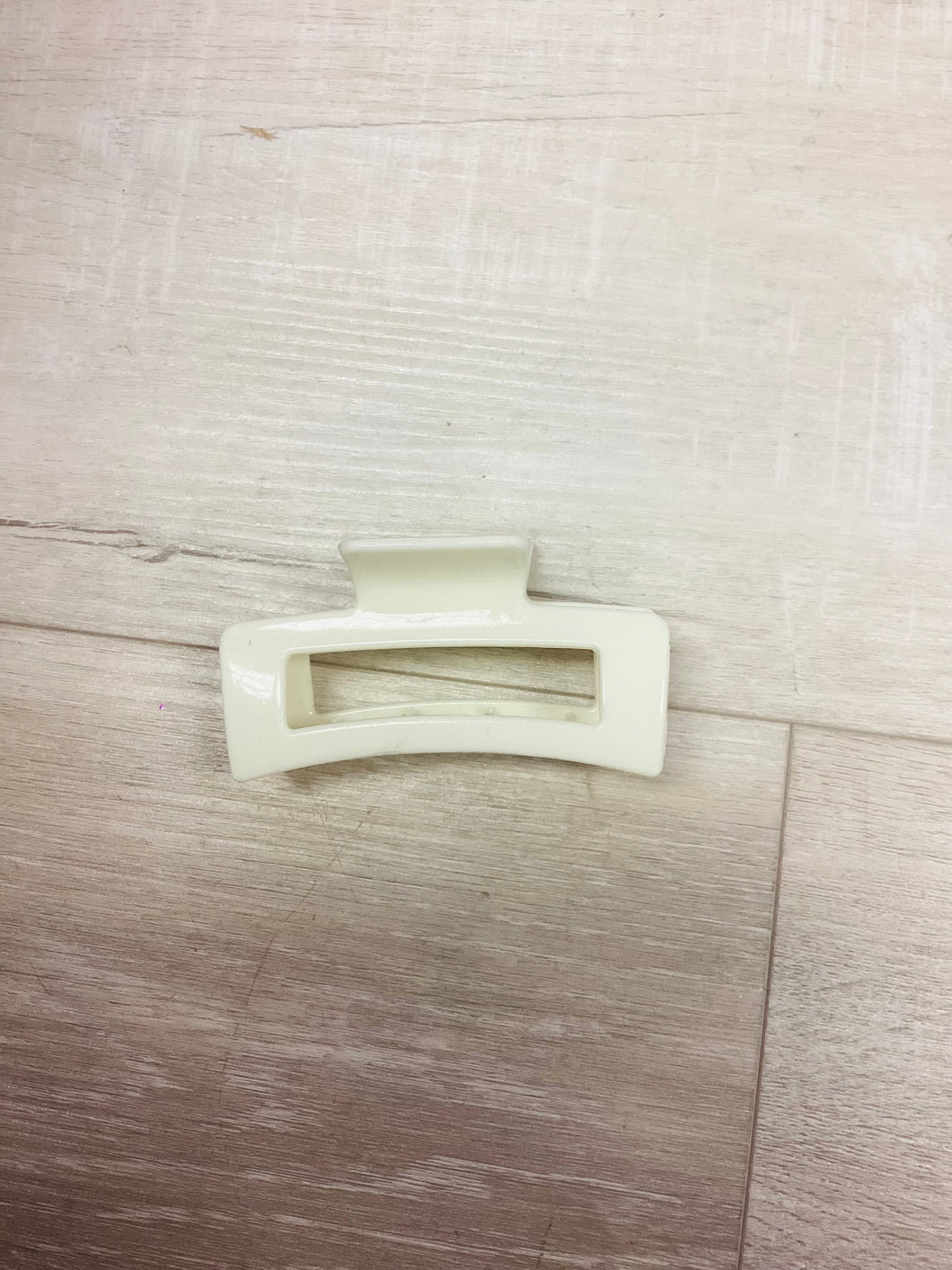 Square Cream claw clip