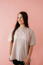 Load image into Gallery viewer, Mama Typography Graphic S/S Washed Cotton Top
