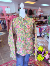 Load image into Gallery viewer, Green quilted jacket with pink accents

