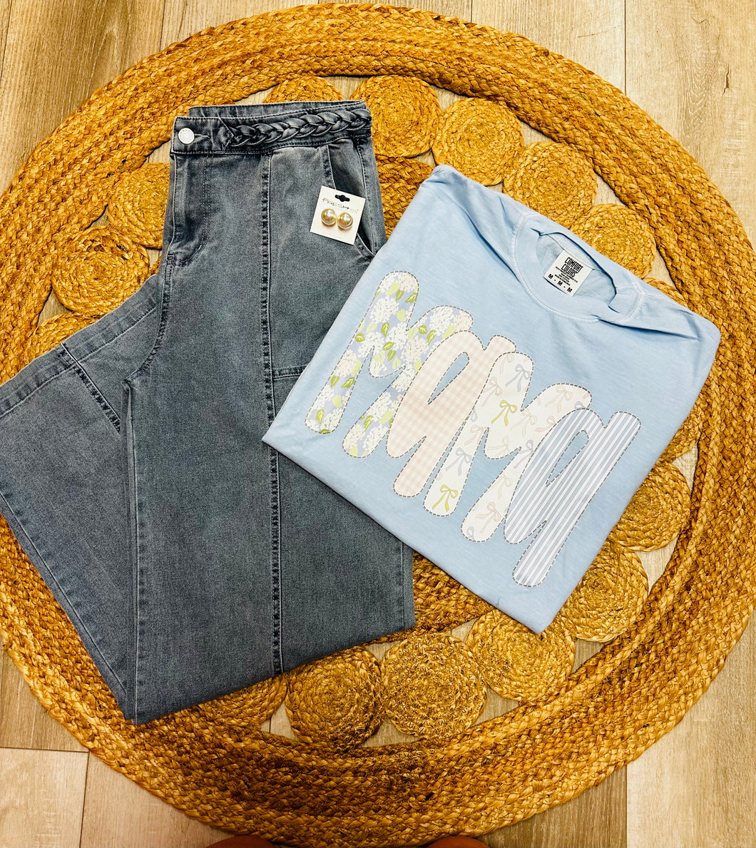 MAMA bow and floral tee