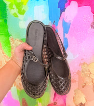 Load image into Gallery viewer, Black Jelly Sandal
