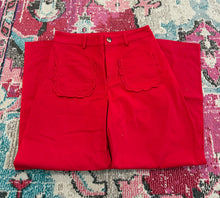 Load image into Gallery viewer, Scalloped Pocket Pants
