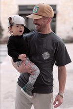 Load image into Gallery viewer, Rad dad heather black SS
