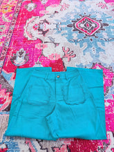 Load image into Gallery viewer, Scalloped Pocket Pants
