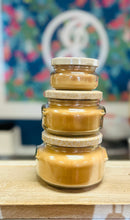 Load image into Gallery viewer, Tyler candle “Cinnabuns”
