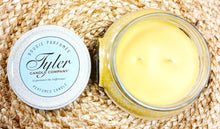 Load image into Gallery viewer, Tyler Candle “Fleur De Lis”
