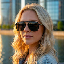Load image into Gallery viewer, Earhart Black Sunglasses
