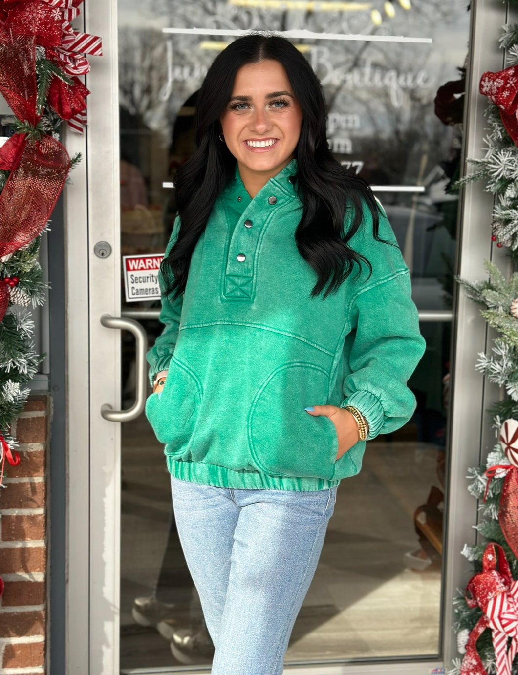 Button up crewneck green