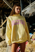 Load image into Gallery viewer, DILLY DALLY Reversible Mockneck Sweatshirt/Butter Yellow
