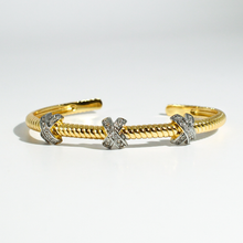 Load image into Gallery viewer, Xtra Bling Bangle
