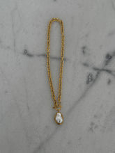Load image into Gallery viewer, PEARL DROP NECKLACE
